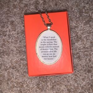 Long chain quote necklace